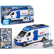 Ambulans policyjny ze światłem i dźwiękiem