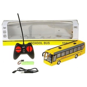 Autobus szkolny R/C 1:32