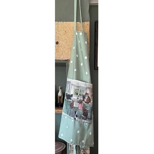 Fartuch kuchenny AP28 Koty w kuchni