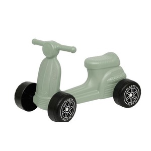 Hulajnoga czterokołowa z cichymi kółkam