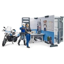 Komenda policji z figurkami i motocyklem