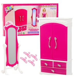 Meble dla lalek. Szafa, lustro, wieszaki różowe