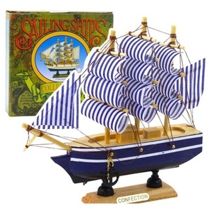 Model kolekcjonerski Statek Żaglowiec biało-nieb.