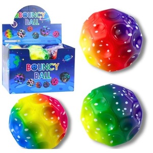 Piłeczka z wgłębieniami do ugniatania 10cm MIX