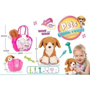 Piesek w torbie z akcesoriami