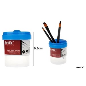 Pojemnik do mycia pędzli