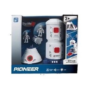 Stacja kosmiczna z kosmonautami