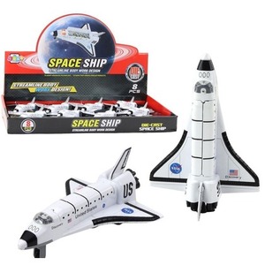 Statek kosmiczny metalowy z napędem Pull-Back