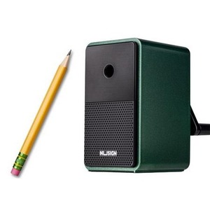 Strugaczka na korbkę z pojemnikiem zielona