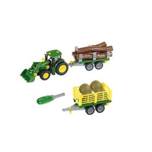 Traktor John Deere do skręcania z 2 przyczepami